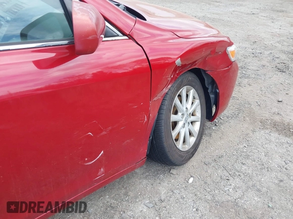 2011 Toyota Camry LE z VIN 4T1BF3EK3BU117758, wystawiony jako IAAI lot #42167163 z przebiegiem Nie podano mil oraz . Historia ofert i sprzedaży dostępna na DreamBid. Obrazek 13.