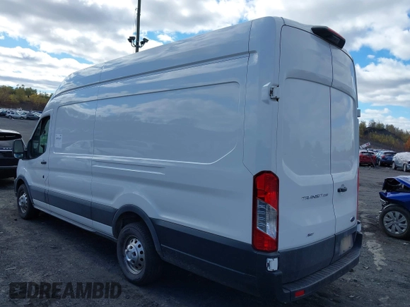 2022 Ford Transit Cargo with VIN 1FTBR3U85NKA64529, listed as a IAAI auction lot 40581639 with 70,680 mi miles and . Bid and sale history available at DreamBid. Image 3.