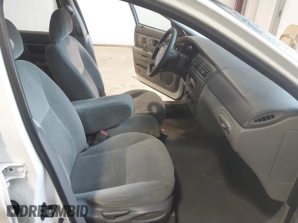 2004 Ford Taurus SE with VIN 1FAFP53UX4A151628, listed as a IAAI auction lot 41727306 with 218,321 mi miles and . Bid and sale history available at DreamBid. Image 5.