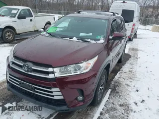 2018 Toyota Highlander LE с VIN 5TDBZRFH6JS903123, выставлен на аукционе IAAI как лот 41564004 с пробегом 109 852 миль миль и . История ставок и продаж доступна на DreamBid. Изображение 2.