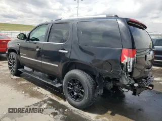 2008 Cadillac Escalade z VIN 1GYFK63888R152005, wystawiony jako Copart lot #54179325 z przebiegiem 208 059 mil mil oraz Szkody całkowita. Historia ofert i sprzedaży dostępna na DreamBid. Obrazek 2.