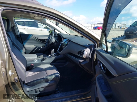 2021 Subaru Outback Onyx XT with VIN 4S4BTGLD8M3147562, listed as a IAAI auction lot 42523819 with 83,534 mi miles and . Bid and sale history available at DreamBid. Image 5.