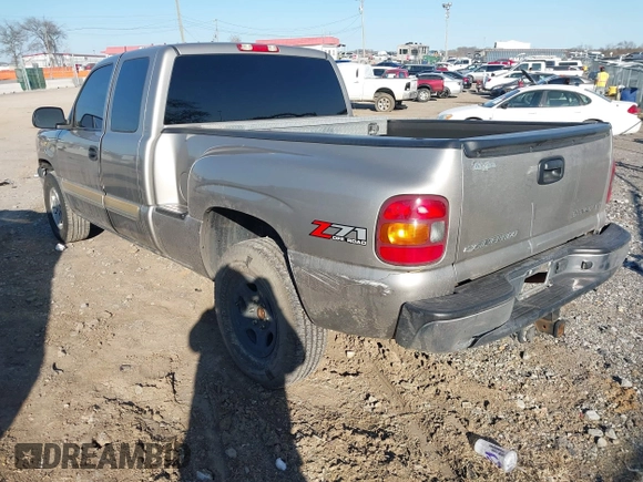 2003 Chevrolet Silverado 1500 with VIN 2GCEK19T531118735, listed as a IAAI auction lot 41706782 with 166,047 mi miles. Bid and sale history available at carsss.com. Image 3.