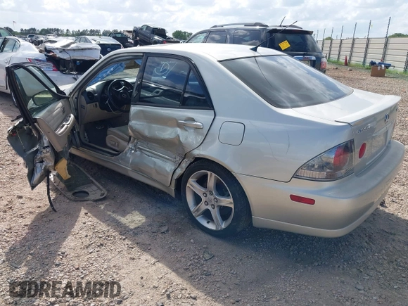 2004 Lexus IS 300/350 with VIN JTHBD192940082113, listed as a IAAI auction lot 41954373 with 189,891 mi miles and . Bid and sale history available at carsss.com. Image 3.