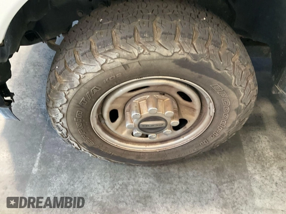 2020 Ford F-350 XL with VIN 1FTBF3A68LEC75327, listed as a IAAI auction lot 42677813 with 112,546 mi miles and . Bid and sale history available at DreamBid. Image 1.
