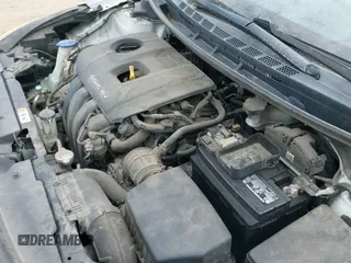 2018 Kia Forte S с VIN 3KPFL4A71JE243619, выставлен на аукционе IAAI как лот 43098231 с пробегом 143 332 миль миль и . История ставок и продаж доступна на DreamBid. Изображение 18.