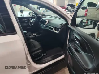 2022 GMC Terrain SLT z VIN 3GKALVEV4NL142475, wystawiony jako IAAI lot #42554198 z przebiegiem 34 225 mil mil oraz . Historia ofert i sprzedaży dostępna na DreamBid. Obrazek 27.