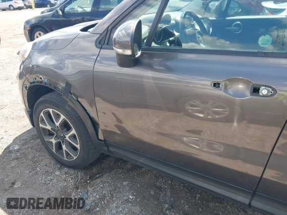 2016 FIAT 500X Trekking z VIN ZFBCFYCT6GP391983, wystawiony jako IAAI lot #42329595 z przebiegiem 152 359 mil mil oraz . Historia ofert i sprzedaży dostępna na DreamBid. Obrazek 6.