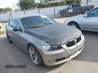 2007 BMW 3 Series 335i with VIN WBAWL73547PX46550, listed as a IAAI auction lot 41861945 with 137,712 mi miles. Bid and sale history available at carsss.com. Image 1.