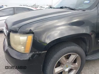 2008 Chevrolet Tahoe LTZ с VIN 1GNFC13018R151706, выставлен на аукционе IAAI как лот 41234053 с пробегом Не указан миль и . История ставок и продаж доступна на DreamBid. Изображение 6.