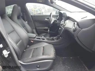 2014 Mercedes-Benz CLA-Class CLA 250 with VIN WDDSJ4EB0EN052638, listed as a IAAI auction lot 41915516 with 126,838 mi miles. Bid and sale history available at carsss.com. Image 5.