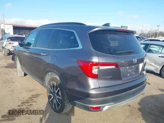2021 Honda Pilot Elite with VIN 5FNYF6H01MB006339, listed as a IAAI auction lot 41482768 with 43,725 mi miles. Bid and sale history available at carsss.com. Image 3.