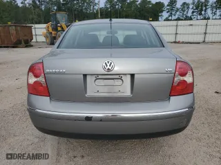 2003 Volkswagen Passat GLX with VIN WVWRH63B63E304098, listed as a Copart auction lot 71213254 with 41,925 mi miles and Salvage Title. Bid and sale history available at carsss.com. Image 6.
