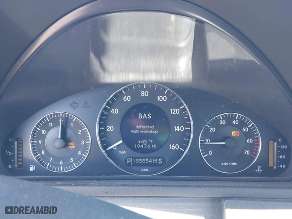 2003 Mercedes-Benz CLK-Class 5.0L with VIN WDBTJ75J03F059702, listed as a IAAI auction lot 41687017 with 185,854 mi miles. Bid and sale history available at carsss.com. Image 7.