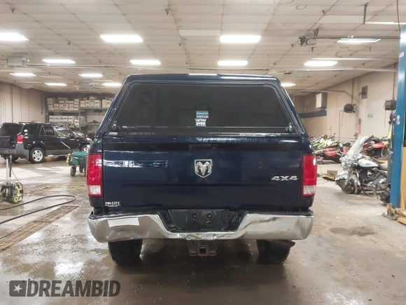 2015 Ram 2500 Tradesman z VIN 3C6TR5HTXFG605539, wystawiony jako IAAI lot #41833380 z przebiegiem 103 921 mil mil oraz . Historia ofert i sprzedaży dostępna na DreamBid. Obrazek 16.