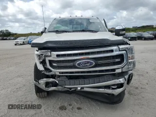 2022 Ford F-350 XL with VIN 1FT8W3BT7NEE11027, listed as a Copart auction lot 54505945 with 77,997 mi miles and Salvage title. Bid and sale history available at DreamBid. Image 5.