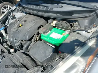 2015 Hyundai Elantra SE с VIN 5NPDH4AE9FH552202, выставлен на аукционе IAAI как лот 43260770 с пробегом 169 516 миль миль и . История ставок и продаж доступна на DreamBid. Изображение 19.