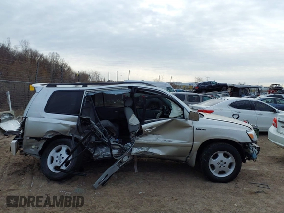 2005 Toyota Highlander z VIN JTEEP21A450133643, wystawiony jako IAAI lot #41286304 z przebiegiem 166 662 mil mil oraz . Historia ofert i sprzedaży dostępna na DreamBid. Obrazek 13.