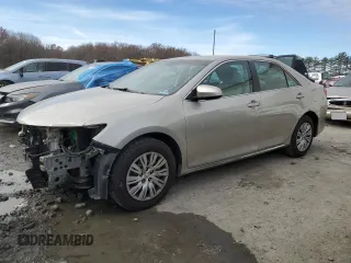 2014 Toyota Camry L with VIN 4T4BF1FKXER342451, listed as a Copart auction lot 81426034 with 148,607 mi miles and Clean Title. Bid and sale history available at carsss.com. Image 1.