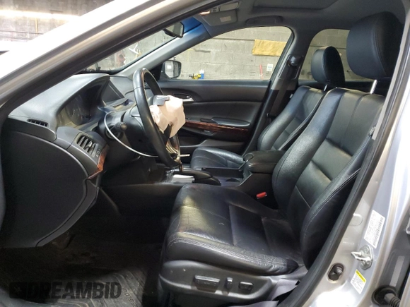 2012 Honda Crosstour EX-L z VIN 5J6TF2H58CL009307, wystawiony jako Copart lot #57789485 z przebiegiem 86 902 mil mil oraz Szkoda całkowita • Salvage title. Historia ofert i sprzedaży dostępna na DreamBid. Obrazek 7.