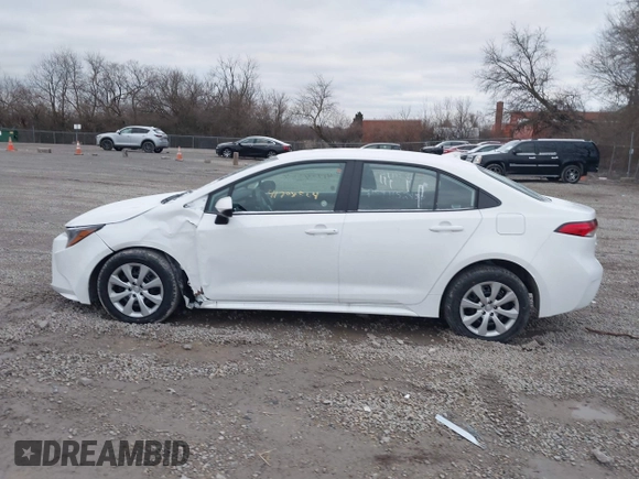 2025 Toyota Corolla LE with VIN 5YFB4MDE0SP263415, listed as a IAAI auction lot 41704504 with 2,178 mi miles. Bid and sale history available at carsss.com. Image 14.