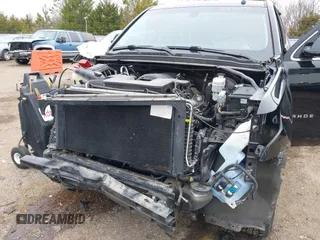 2020 Chevrolet Tahoe LS z VIN 1GNSCAKC1LR177807, wystawiony jako IAAI lot #41482578 z przebiegiem 75 010 mil mil oraz . Historia ofert i sprzedaży dostępna na DreamBid. Obrazek 6.
