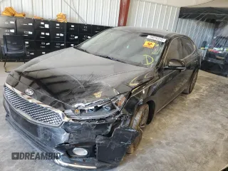 2017 Kia Cadenza Premium with VIN KNALC4J13H5089724, listed as a Copart auction lot 76076314 with 82,669 mi miles and Salvage Title. Bid and sale history available at carsss.com. Image 1.