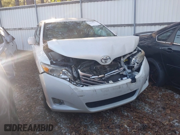2010 Toyota Venza with VIN 4T3ZA3BB7AU023129, listed as a IAAI auction lot 41664614 with 188,641 mi miles. Bid and sale history available at carsss.com. Image 1.