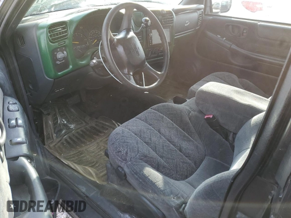 2001 GMC Sonoma SLS w/1SG Pkg with VIN 1GTCS19WX18167408, listed as a Copart auction lot 41805325 with 245,896 mi miles and Salvage Title. Bid and sale history available at carsss.com. Image 8.