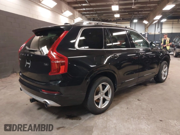 2018 Volvo XC90 Momentum with VIN YV4102PK6J1352841, listed as a IAAI auction lot 42394334 with 85,672 mi miles and . Bid and sale history available at DreamBid. Image 4.