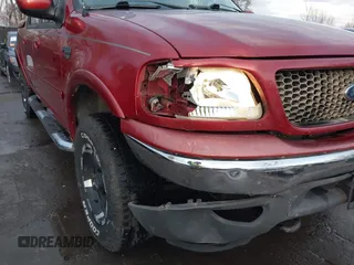2003 Ford F-150 XLT with VIN 1FTRW08L33KC93082, listed as a IAAI auction lot 41157260 with 240,481 mi miles. Bid and sale history available at carsss.com. Image 6.