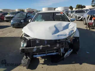 2015 Toyota Camry XLE with VIN 4T1BF1FK8FU970875, listed as a Copart auction lot 88451805 with 134,567 mi miles and Salvage Title. Bid and sale history available at carsss.com. Image 5.