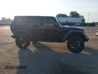 2020 Jeep Wrangler Unlimited Rubicon с VIN 1C4HJXFN1LW115137, выставлен на аукционе IAAI как лот 42149112 с пробегом 54 881 миль миль и . История ставок и продаж доступна на DreamBid. Изображение 13.