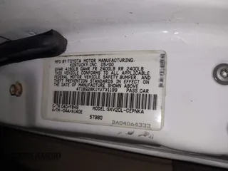 1999 Toyota Camry LE z VIN 4T1BG22K1XU888402, wystawiony jako IAAI lot #42483791 z przebiegiem 149 512 mil mil oraz . Historia ofert i sprzedaży dostępna na DreamBid. Obrazek 9.