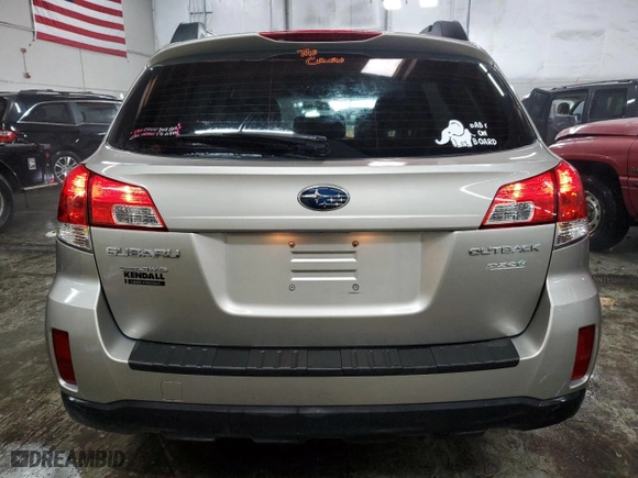 2014 Subaru Outback 2.5i with VIN 4S4BRBAC2E3260999, listed as a Copart auction lot 44455735 with 123,279 mi miles and Salvage Title. Bid and sale history available at carsss.com. Image 6.