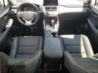 2021 Lexus NX 300 z VIN JTJDARDZXM2254043, wystawiony jako Copart lot #56176815 z przebiegiem 56 975 mil mil oraz Tytuł czysty. Historia ofert i sprzedaży dostępna na DreamBid. Obrazek 8.