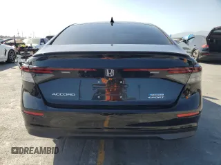 2024 Honda Accord Sport z VIN 1HGCY2F59RA059416, wystawiony jako Copart lot #57873285 z przebiegiem 13 617 mil mil oraz Szkoda całkowita • Salvage title. Historia ofert i sprzedaży dostępna na DreamBid. Obrazek 6.