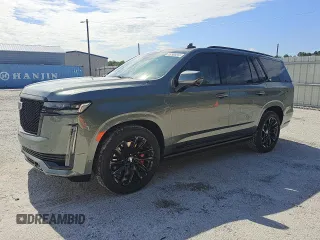 2024 Cadillac Escalade 4WD Sport Platinum z VIN 1GYS4GKL7RR321906, wystawiony jako Copart lot #60935665 z przebiegiem 9 735 mil mil oraz Czysty tytuł • Clean title. Historia ofert i sprzedaży dostępna na DreamBid. Obrazek 1.