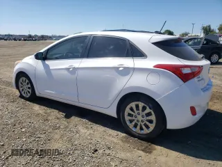 2016 Hyundai Elantra GT with VIN KMHD35LH6GU262921, listed as a Copart auction lot 49287884 with 85,865 mi miles and Salvage Title. Bid and sale history available at carsss.com. Image 2.