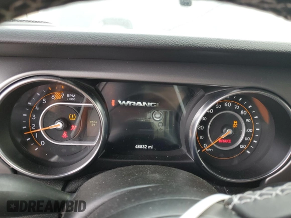 2021 Jeep Wrangler Unlimited Freedom with VIN 1C4HJXDN4MW672340, listed as a Copart auction lot 49406695 with 48,832 mi miles and Salvage title. Bid and sale history available at DreamBid. Image 9.