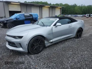 2017 Chevrolet Camaro 1LT z VIN 1G1FB3DS7H0153173, wystawiony jako Copart lot #53449775 z przebiegiem Nie podano mil oraz Szkoda całkowita • Salvage title. Historia ofert i sprzedaży dostępna na DreamBid. Obrazek 1.