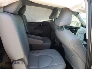 2021 Toyota Highlander XLE z VIN 5TDGZRBH5MS529734, wystawiony jako Copart lot #57189315 z przebiegiem 117 913 mil mil oraz Szkoda całkowita • Salvage title. Historia ofert i sprzedaży dostępna na DreamBid. Obrazek 11.