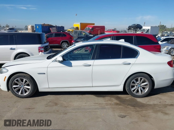 2015 BMW 5 Series 528i with VIN WBA5A5C56FD512769, listed as a IAAI auction lot 40832378 with 113,669 mi miles. Bid and sale history available at carsss.com. Image 14.