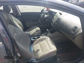2014 Kia Forte EX with VIN KNAFZ4A89E5076447, listed as a IAAI auction lot 41913489 with 219,823 mi miles. Bid and sale history available at carsss.com. Image 5.