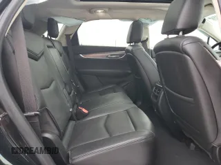 2019 Cadillac XT5 Premium Luxury AWD z VIN 1GYKNFRS1KZ114339, wystawiony jako Copart lot #44032245 z przebiegiem 77 484 mil mil oraz Czysty tytuł • Clean title. Historia ofert i sprzedaży dostępna na DreamBid. Obrazek 11.