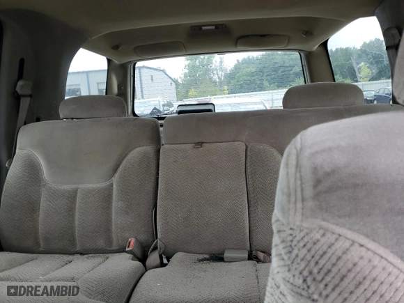 1998 Chevrolet Tahoe with VIN 1GNEK13R2WJ376001, listed as a Copart auction lot 66877074 with 267,012 mi miles and Clean Title. Bid and sale history available at carsss.com. Image 10.