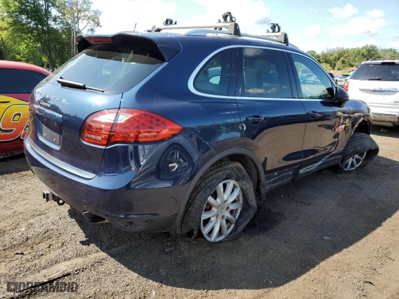 2011 Porsche Cayenne with VIN WP1AA2A25BLA10410, listed as a Copart auction lot 67706594 with NaN miles and Salvage Title. Bid and sale history available at carsss.com. Image 3.