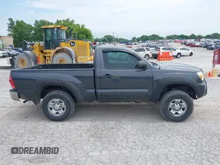 2013 Toyota Tacoma z VIN 5TFPX4EN6DX014066, wystawiony jako IAAI lot #42410110 z przebiegiem 152 996 mil mil oraz . Historia ofert i sprzedaży dostępna na DreamBid. Obrazek 13.