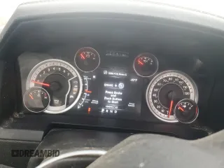 2015 Ram 1500 Sport z VIN 1C6RR7UT7FS771425, wystawiony jako Copart lot #43384025 z przebiegiem 134 518 mil mil oraz Szkoda całkowita • Salvage title. Historia ofert i sprzedaży dostępna na DreamBid. Obrazek 9.