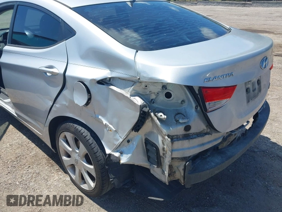2013 Hyundai Elantra GLS с VIN KMHDH4AE8DU765351, выставлен на аукционе IAAI как лот 42274298 с пробегом 104 922 миль миль и . История ставок и продаж доступна на DreamBid. Изображение 6.